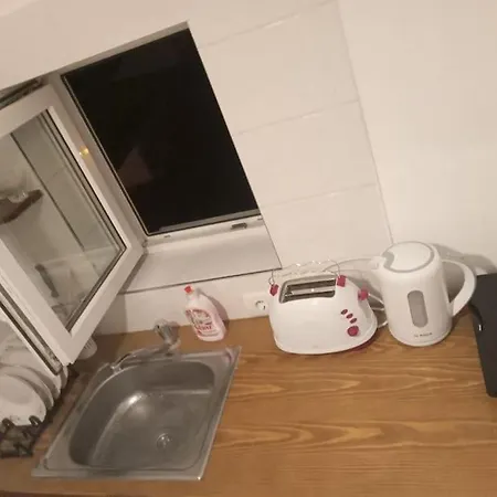 Center Apartment *